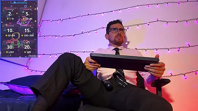 Snapshot of Prince1_dark chatting on 12.14.25 Prince1 dark online show from 12.14.25