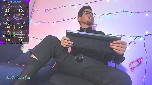 Snapshot of Prince1_dark chatting on 12.16.25 Prince1 dark online show from 12.16.25