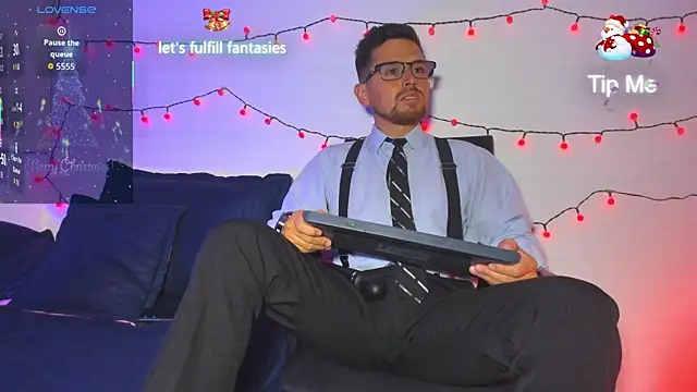 Snapshot of Prince1_dark chatting on 12.20.25 Prince1 dark online show from 12.20.25