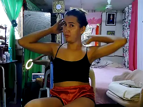 ur hot jenelle online show from 07.26.26