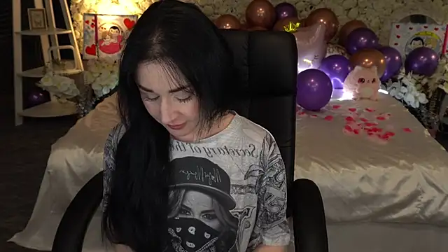 Snapshot of CarolinaaFoxyyy chatting on 02.24.26 CarolinaaFoxyyy online show from 02.24.26