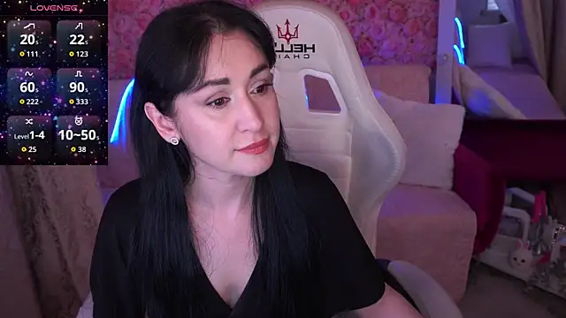 Snapshot of CarolinaaFoxyyy chatting on 03.28.26 CarolinaaFoxyyy online show from 03.28.26