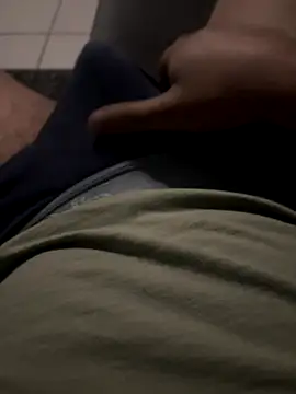 Snapshot of Chiludove chatting on 12.15.25 Chiludove online show from 12.15.25