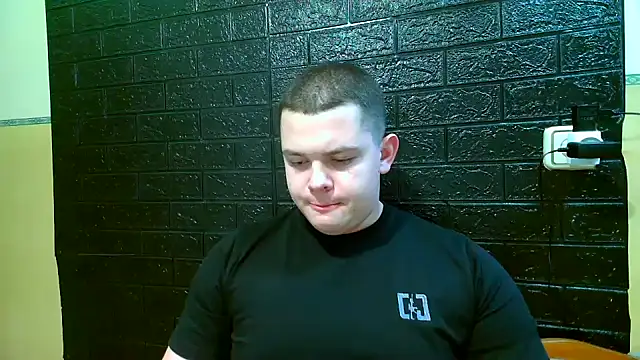 CuteButNaughty  online show from 11.28.25