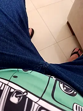 Snapshot of sandroefm chatting on 04.03.26 sandroefm online show from 04.03.26