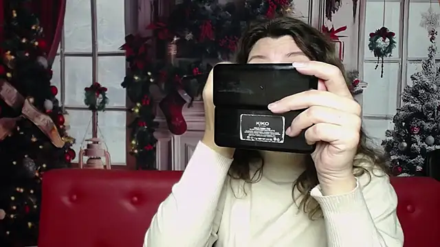 RoseHille online show from 12.21.25