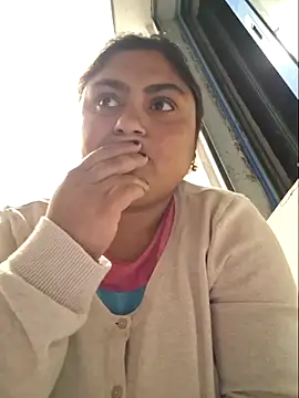 Snapshot of 12dariea chatting on 11.09.25 12dariea online show from 11.09.25