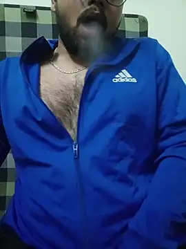 Snapshot of MrToxxic chatting on 11.16.25 MrToxxic online show from 11.16.25