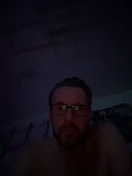 Snapshot of KentishLondoner chatting on 03.06.26 KentishLondoner online show from 03.06.26