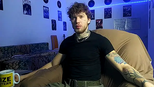 Huntall77 online show from 12.17.25