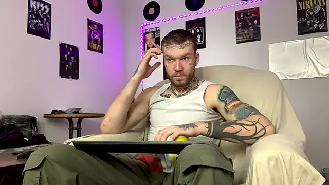 Huntall77 online show from 03.01.26