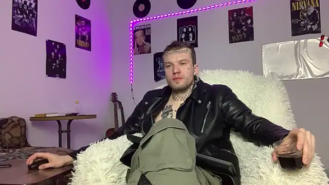 Huntall77 online show from 03.13.26