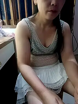 Feeling-hot online show from 04.22.26