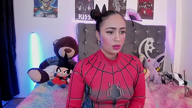 lunabritton1 online show from 12.18.25