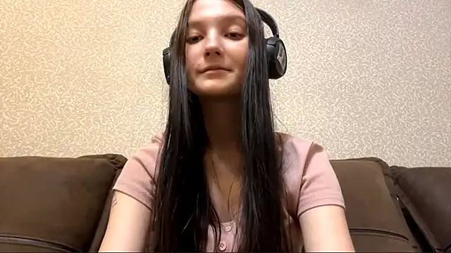 AurorAurora online show from 11.30.25