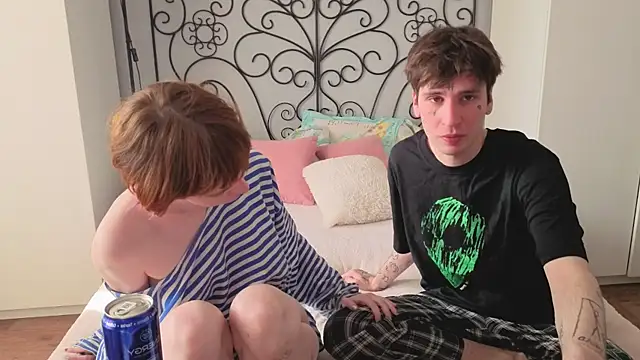 Danny loves Mary online show from 04.23.26