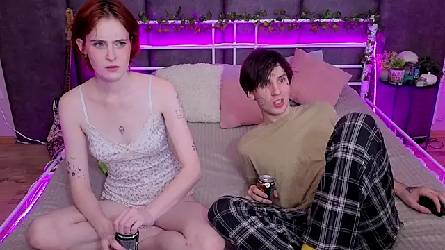 Danny loves Mary online show from 08.08.26