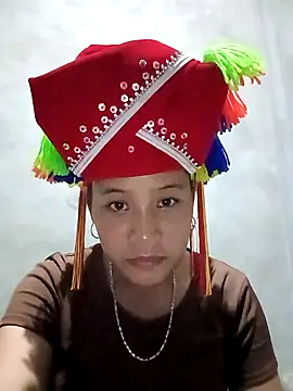 Snapshot of -Huong-99 chatting on 11.10.25 -Huong-99 online show from 11.10.25