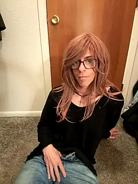 Snapshot of Sxadx chatting on 11.10.25 Sxadx online show from 11.10.25