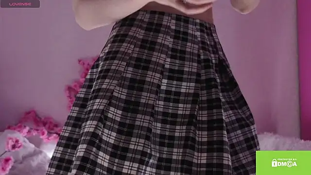 Kitty gaze online show from 04.22.26