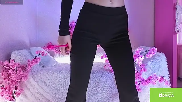 Kitty gaze online show from 04.30.26