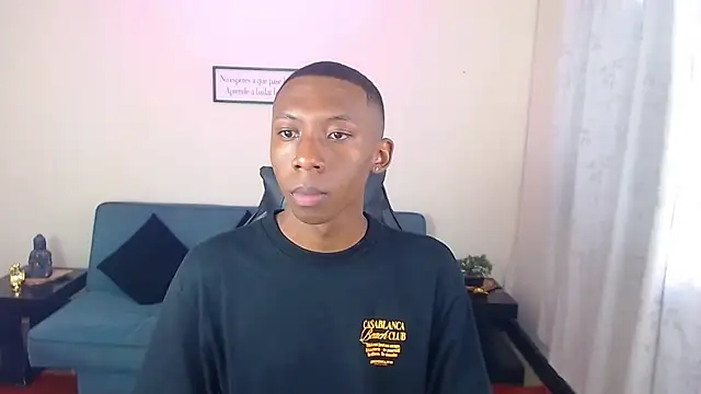 Snapshot of Miilo18 chatting on 12.03.25 Miilo18 online show from 12.03.25