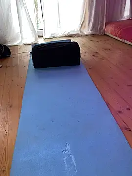 Snapshot of Intim_Team chatting on 12.02.25 Intim Team online show from 12.02.25