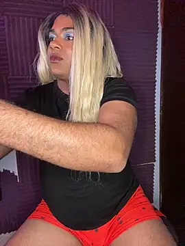 Snapshot of lunita069 chatting on 11.22.25 lunita069 online show from 11.22.25