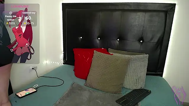 perla stone 20 online show from 06.25.26