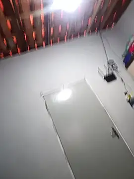 Snapshot of BarbaraDias8 chatting on 11.11.25 BarbaraDias8 online show from 11.11.25