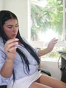 ViolettaWalton1 online show from 02.12.26