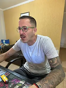 Lucasjandre online show from 08.05.26