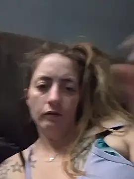 Snapshot of sexxxilexxxi44 chatting on 11.27.25 sexxxilexxxi44 online show from 11.27.25