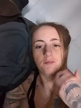 Snapshot of sexxxilexxxi44 chatting on 12.05.25 sexxxilexxxi44 online show from 12.05.25