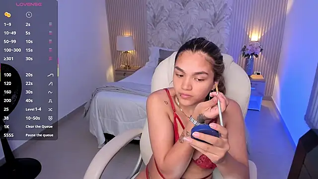 Kim stonee online show from 01.17.26