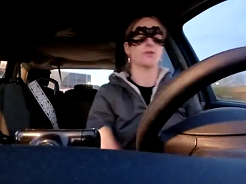 Snapshot of MelleEloa chatting on 11.25.25 MelleEloa online show from 11.25.25