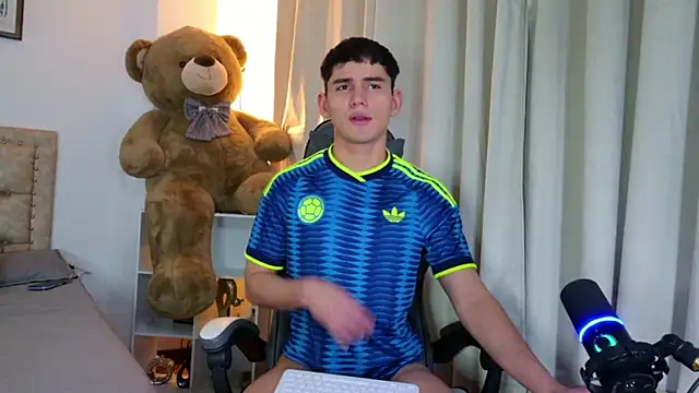 estebanperez 26 online show from 07.30.26