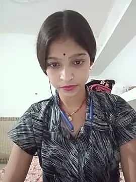 Mohnicute online show from 05.12.26