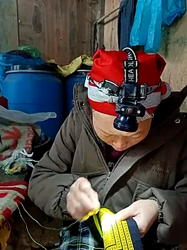 Snapshot of girl-hot2x chatting on 01.06.26 girl-hot2x online show from 01.06.26