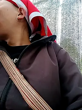 Snapshot of girl-hot2x chatting on 01.11.26 girl-hot2x online show from 01.11.26