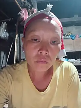 girl-hot2x online show from 07.27.26