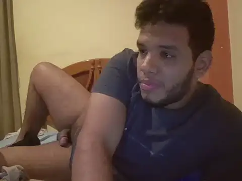 Snapshot of josecamsex27 chatting on 05.16.26 josecamsex27 online show from 05.16.26