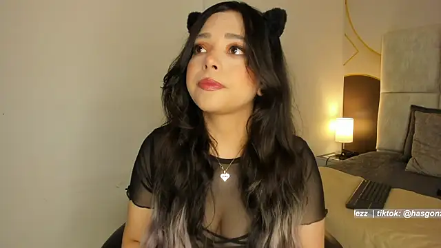 Has gonzalez online show from 04.24.26