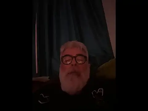 Snapshot of LeatherSdaddy chatting on 01.07.26 LeatherSdaddy online show from 01.07.26