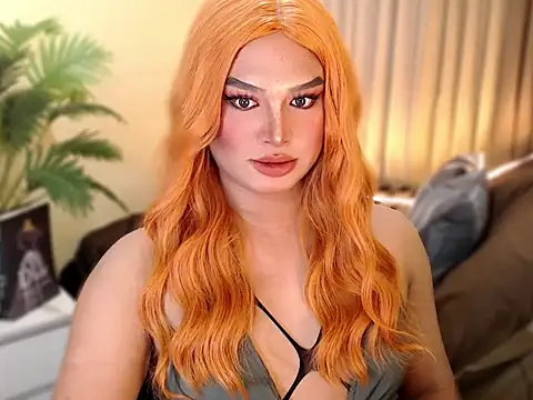 Snapshot of UrGoddess_Sofia chatting on 11.12.25 UrGoddess Sofia online show from 11.12.25