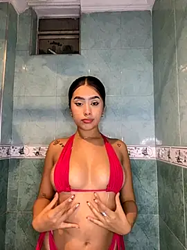 Snapshot of lauren_clauz chatting on 11.27.25 lauren clauz online show from 11.27.25