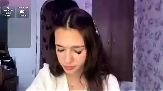 EunHendericks online show from 11.19.25