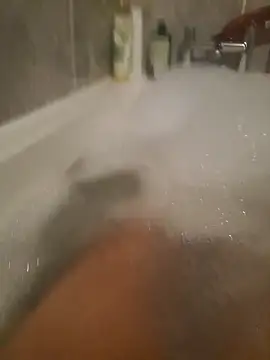 Snapshot of Adam11699 chatting on 12.17.25 Adam11699 online show from 12.17.25