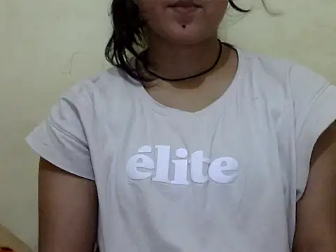 Anika Singh online show from 04.28.26
