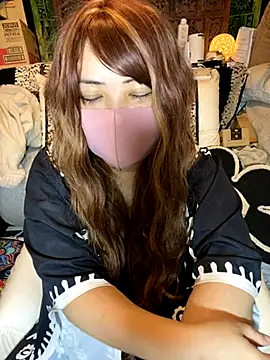 Snapshot of oxLILxMELOxo chatting on 11.22.25 oxLILxMELOxo online show from 11.22.25